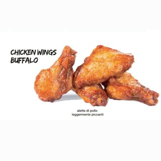 6 CHICKEN WINGS BUFFALO + PATATINE & BIBITA 