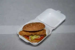 Burger cu crispy pui