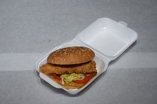 Burger cu crispy pui