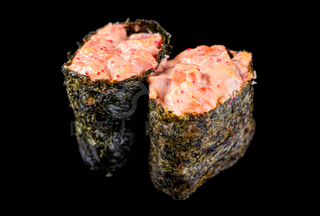 Гункан з тартаром тунця (2 шт)