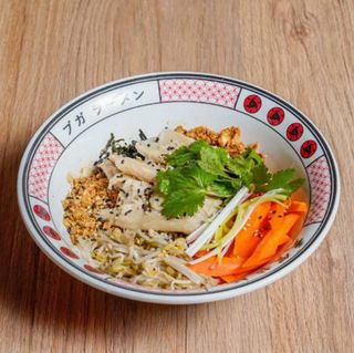 14. Mazesoba Vegetal