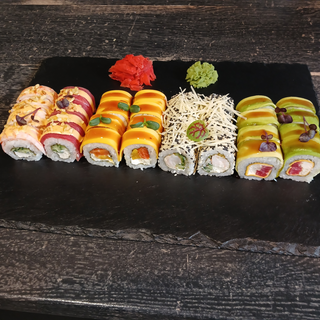 Сет Окаяма (1070г)