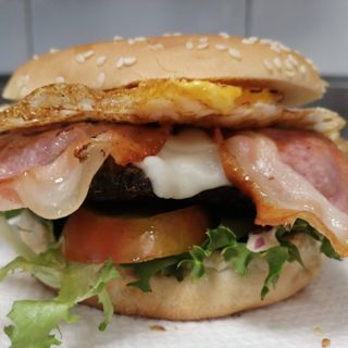 Hamburguesa Taska+ patata fritas