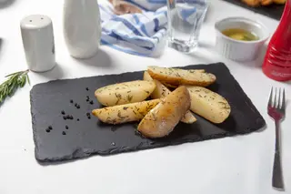 Cartofi cu rozmarin