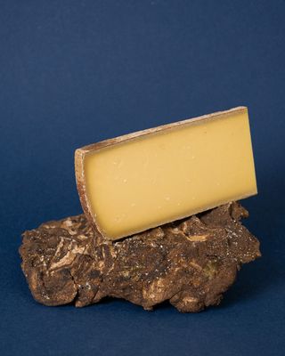 Comté 28 Meses Saut Du Doubs Seignemartin Cuña 200Gr
