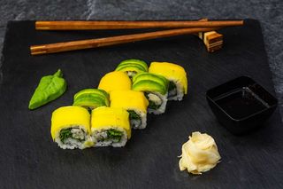 Rainbow roll vegetarian