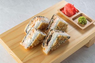 Sendvič sa surimijem