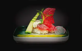 A064 - Nigiri maguro tartufo flambe 2 pezzi