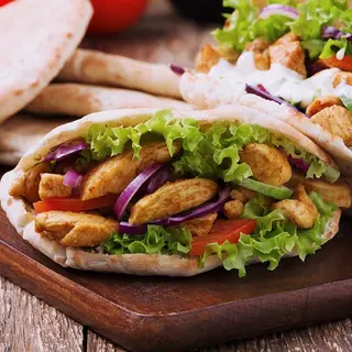 Pita de pollo 