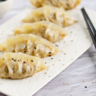 Variado De Gyozas (6 Uds.)