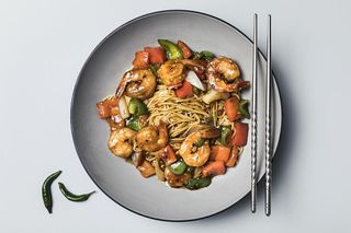 WOK LUC LAC CON FIDEOS DE TRIGO