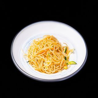 125. Spaghetti con verdure