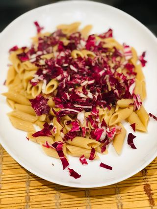 Penne integrali radicchio e speck