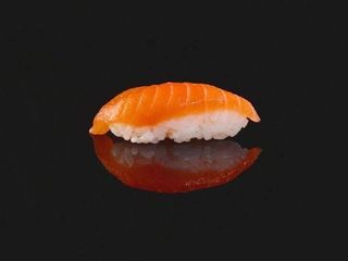 Суші копчений лосось (30g)