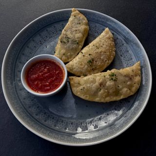 Самбусек з яловичиною