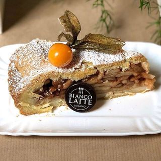 CHARLOTTE DI MELE - FETTA