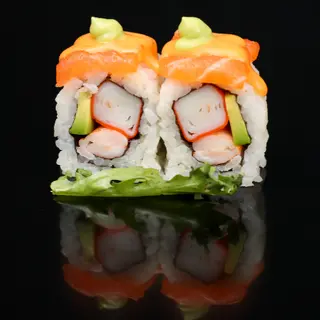 123. Uramaki de surimi aguacate salmón picante y guacamole  (8uds)