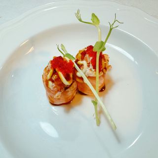 121. Gunkan sake flambè - 4 pezzi