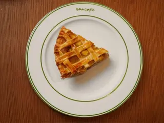 Яблучний пиріг (160g)