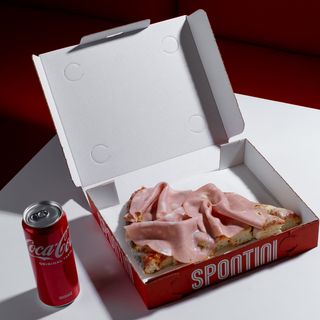 Mortadella con pistacchio + Кока Кола