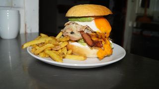 La Especial De La Casa