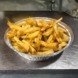 Ración De Patatas Fritas Frescas A Tiras