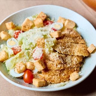 Цезарь с курицей (220 г.)