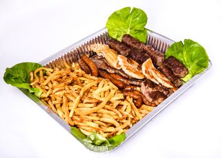 Platoul casei mare (pentru 4 - 5 persoane) + Coca Cola Gratis