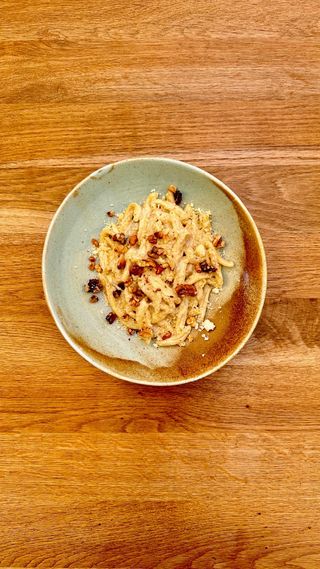 Paste cu gorgonzola și nuci