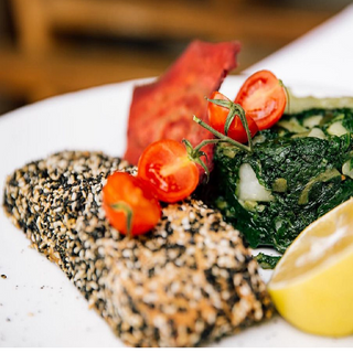 Losos u kori od susama 