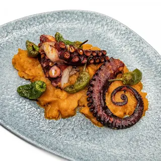 Pata De Pulpo A La Parrilla