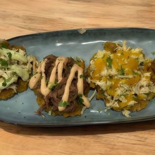 Patacones Yoli (ración)