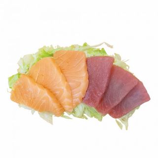 130. Sashimi De Atún Y Salmón