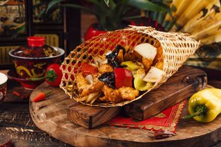 H10-შემწვარი კრევეტები ,,ჰონკონგურად’’