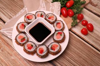 Ким-паб жареный с лососем (300г)