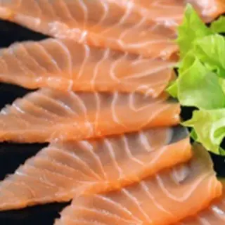 11-Carpaccio salmone (9 pezzi)