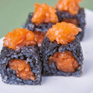 Maki salmão black - 8 pezzi