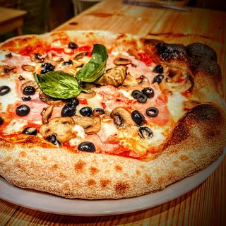 Pizza Capricciosa (33 Cm.)