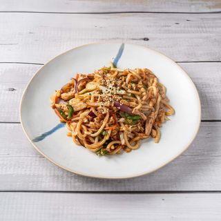 Wok De Udon Con Pollo