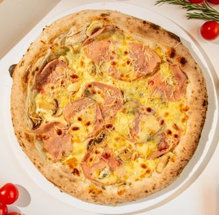 Pizza Prosciutto e Gorgonzola