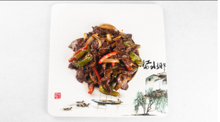 Black Pepper Stir-fried Beef Rice Bowl