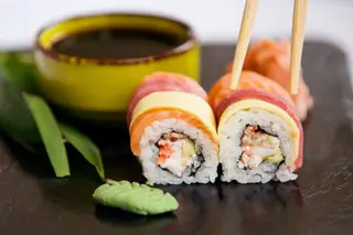 Rainbow roll