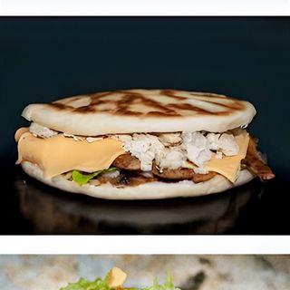 Chappati Omelette Saucisson