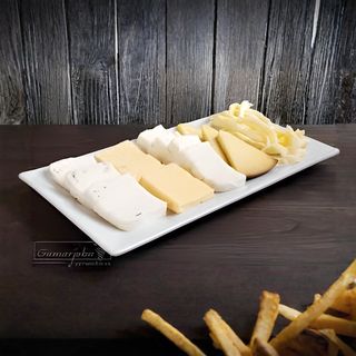 ყველის ასორტი