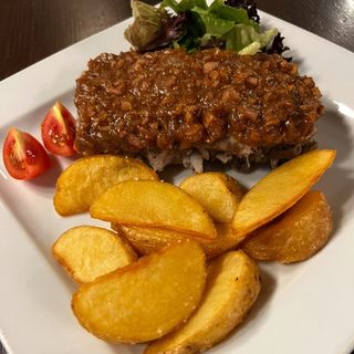 Свинячі реберця з картопляними дольками (350г)