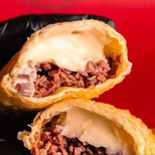 Pastel Calabresa com catupiry