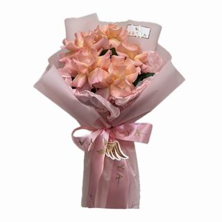 Buchet 5 trandafiri flexați Hermosa