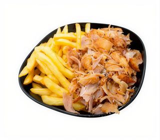 Kebab en plato con fritas