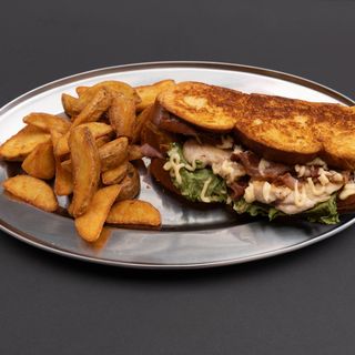 Sándwich Vanila Club