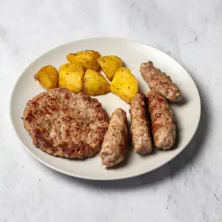 Pljeskavica i 4 ćevapa